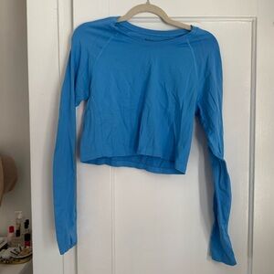 Athleta Momentum Flex Crop Top